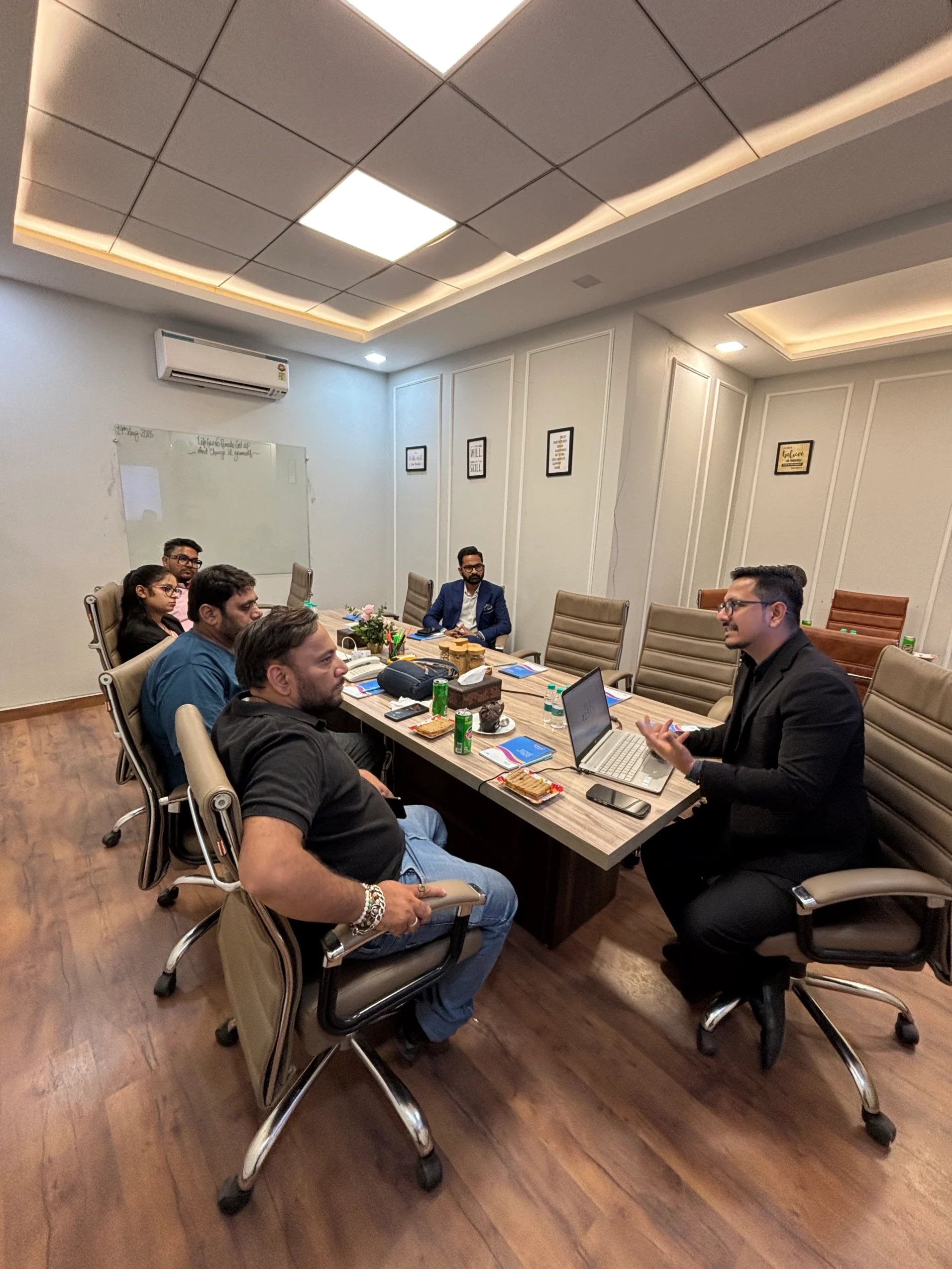 Business discussion during DLC Group event