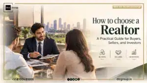 Realtor discussing property documents with a client to explain how to choose a realtor